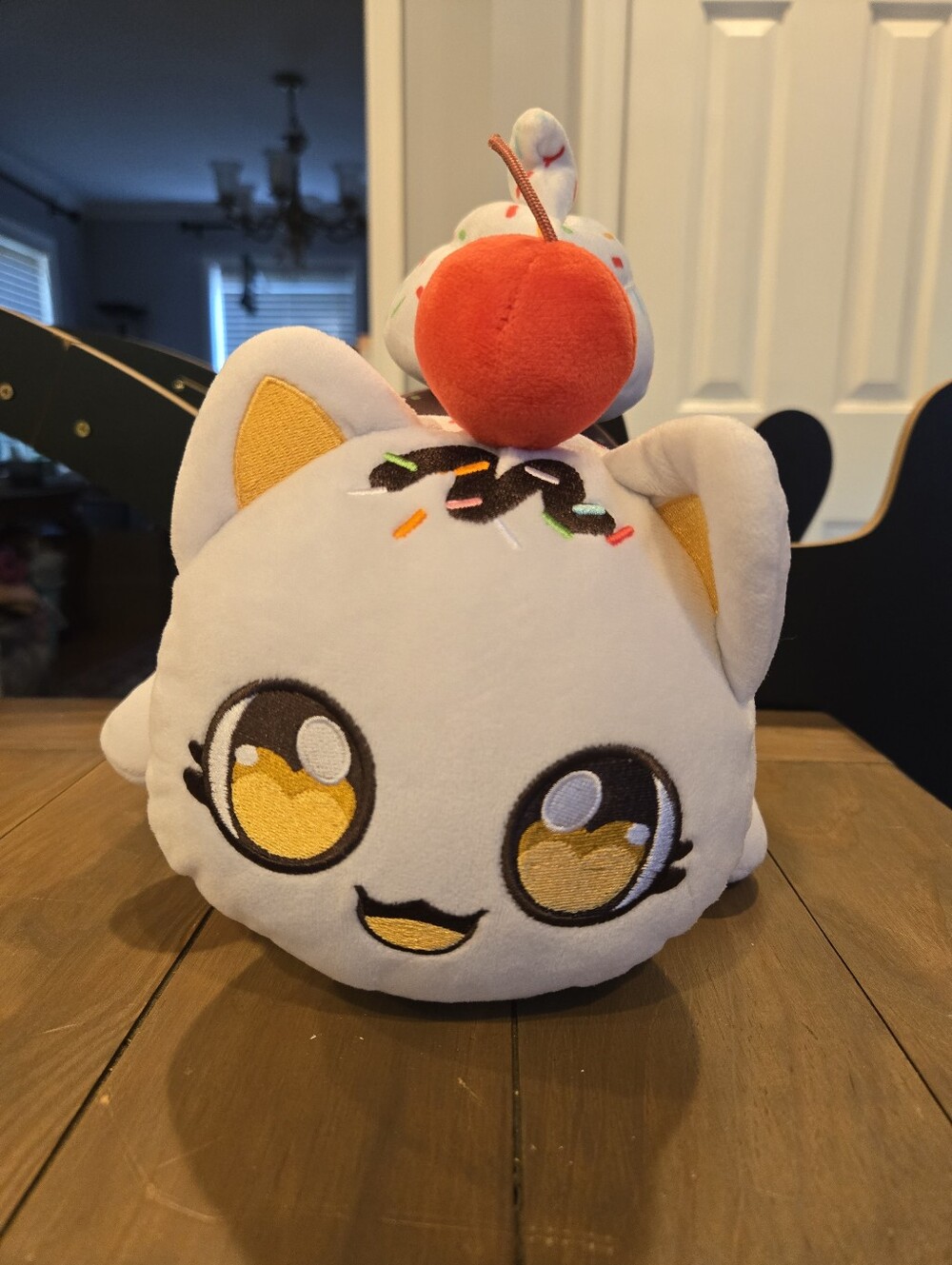Aphmau MeeMeows Vanilla Ice Cream Sundae Large Cat Plush